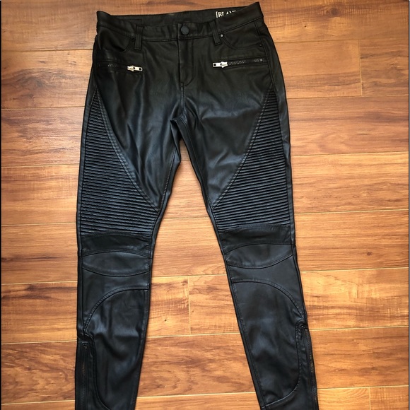 Blank NYC - vegan leather pants. New condition. - Picture 2 of 8